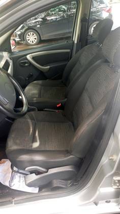 RENAULT SANDERO 1.0 EXPRESSION 16V FLEX 4P MANUAL RENAULT SANDERO 1.0 EXPRESSION 16V FLEX 4P MANUAL